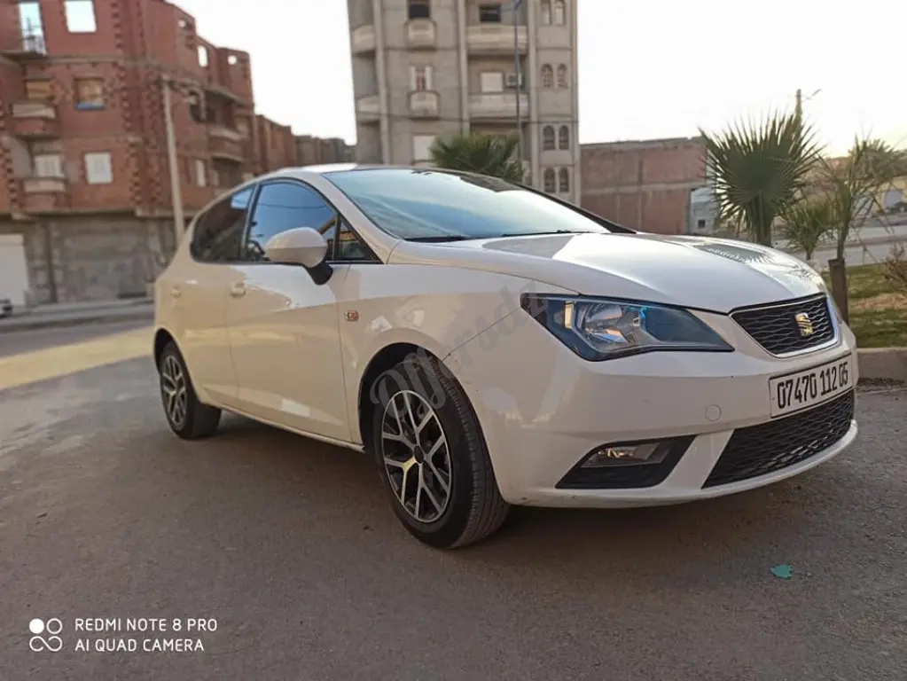 Seat ibiza fully 2012 blanc machya 179000 km 1.4 85ch essence