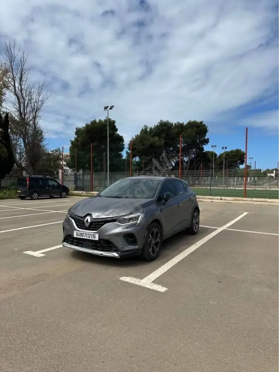 Captur 2021 essance+gaz