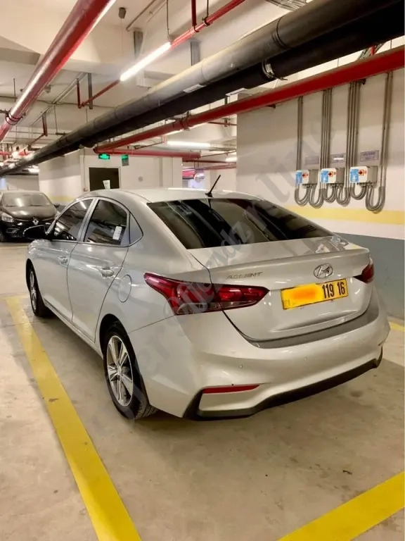 Accent مستعملة مثل الجديدة