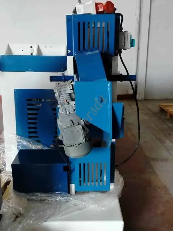 fabrique de balais en bois