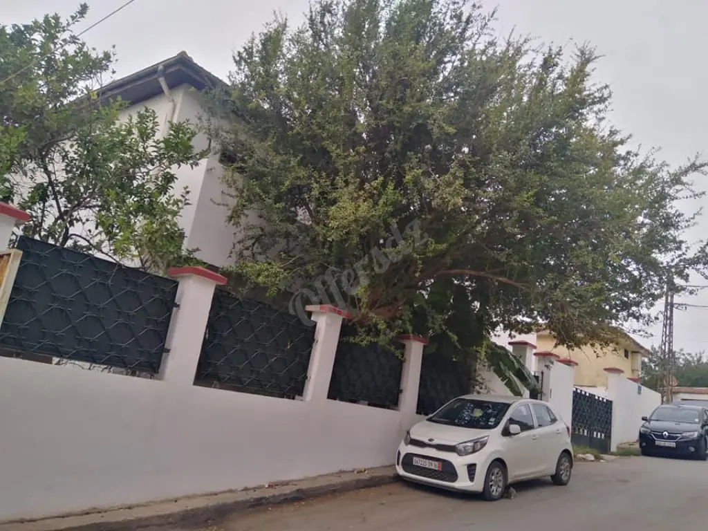 Location et vente villa fi kouba