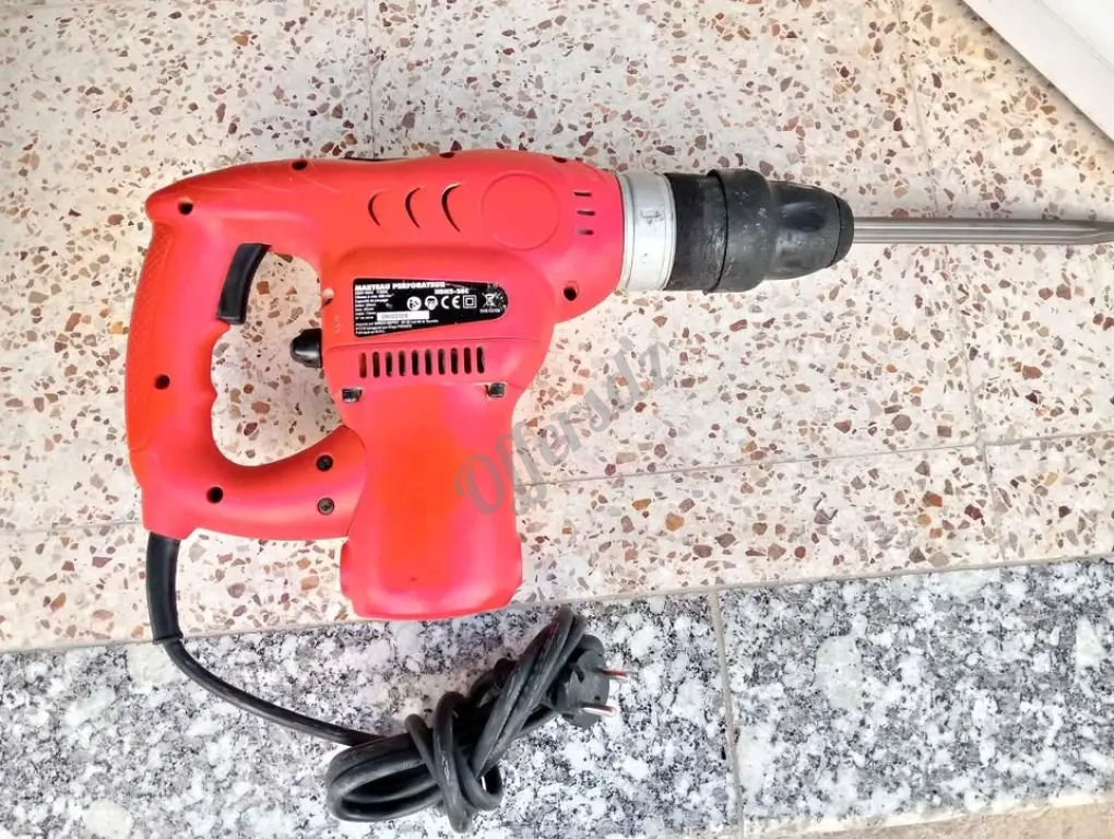 Marteau Perforateur Français