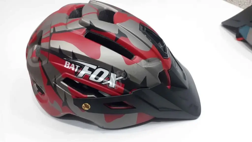 Casque vélo vtt enduro batfox neuf jamais utilisé DZD1 · In stock