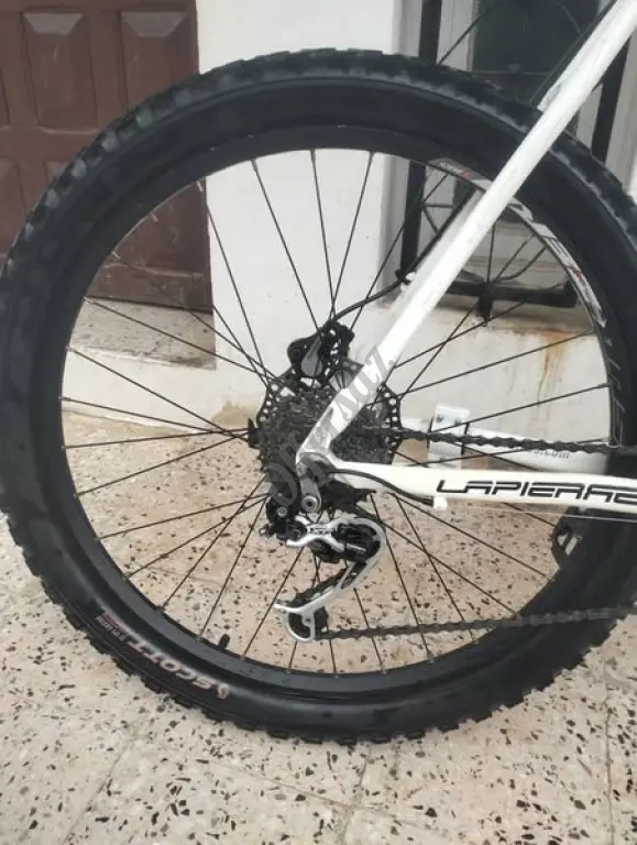 Lapierre technic 700 taille xl fiha mataryal deore xt lafra zit chari ya3ayt