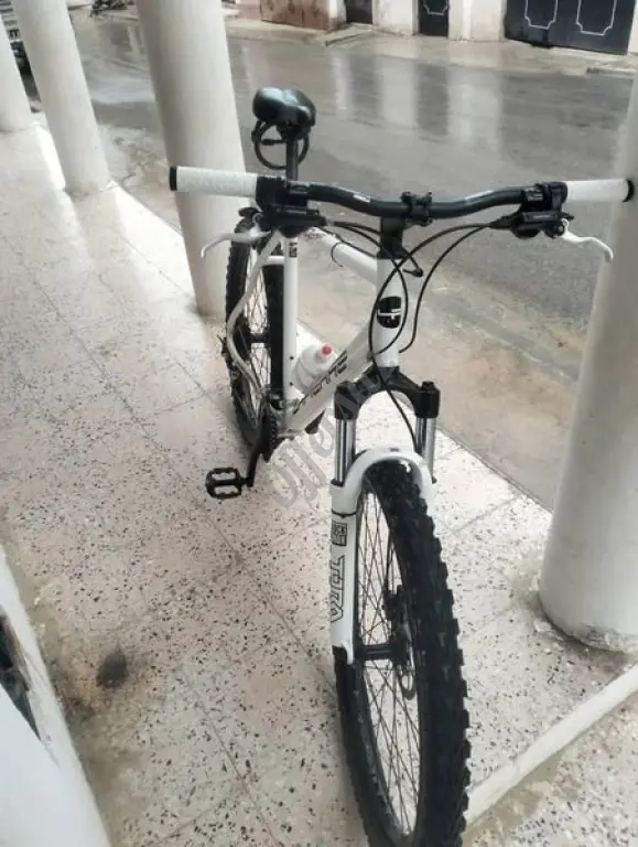 Lapierre technic 700 taille xl fiha mataryal deore xt lafra zit chari ya3ayt