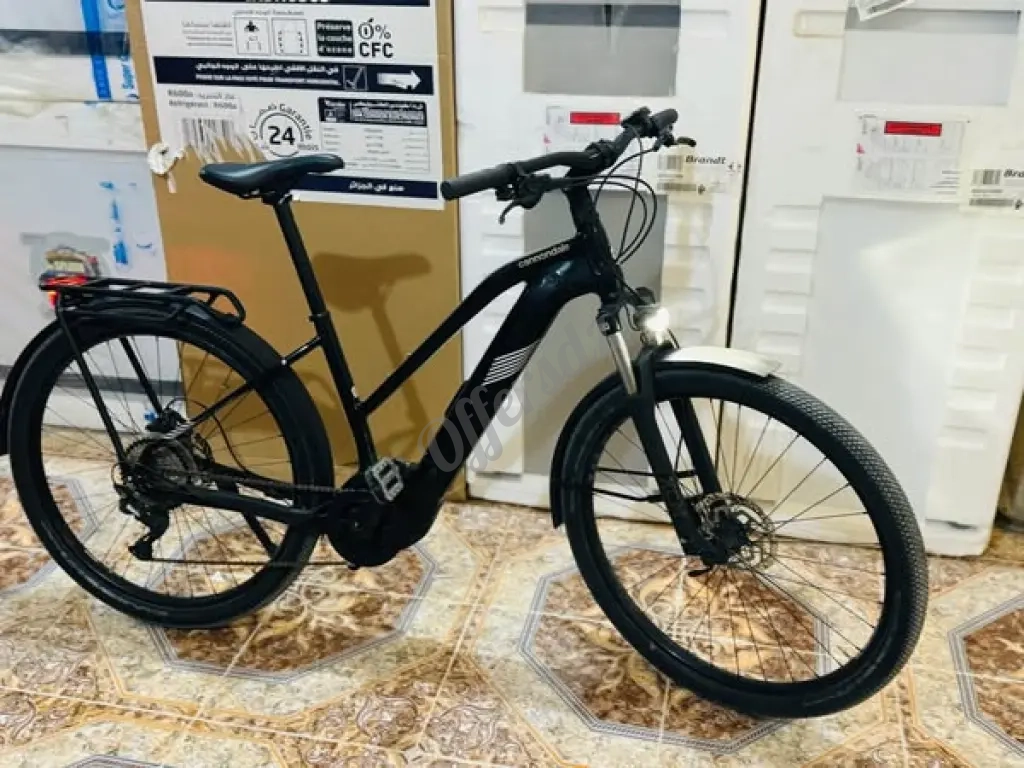 Vélo cannondale tout neuf état 9/10 Chargeur orginal