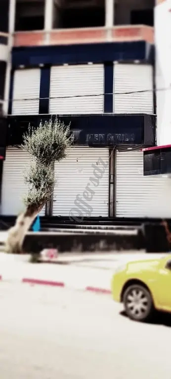 محل للكراء بالبوني 900, يحتوي علي طابق