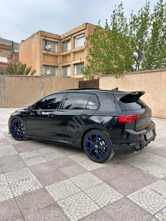 8 R Anniversaire haba wahda 8 R Anniversaire haba wahda f l'Algérie