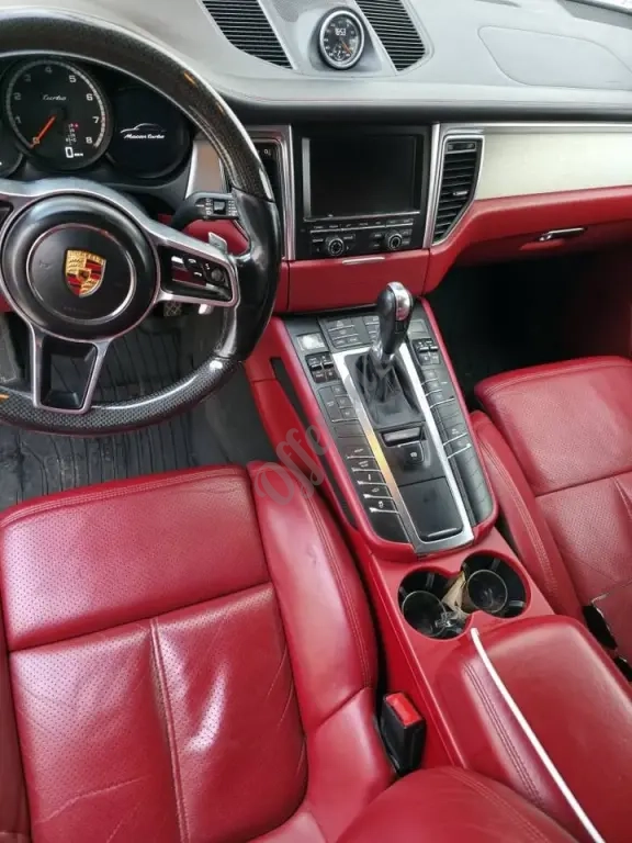 Porshe macan turbo 3.6 400ch
