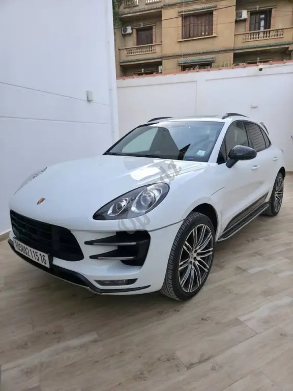 Porshe macan turbo 3.6 400ch