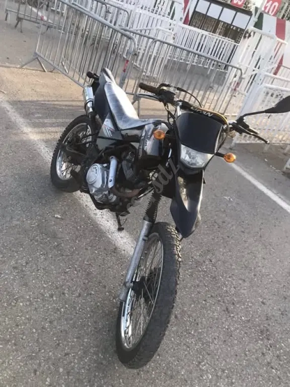 Moto Lifan cross 150cc Année 2019