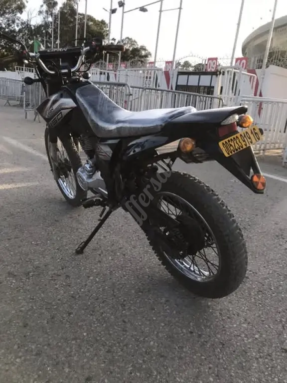 Moto Lifan cross 150cc Année 2019
