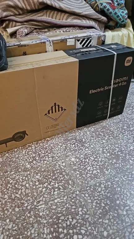 2 trottinettes neuf jamais utilisé