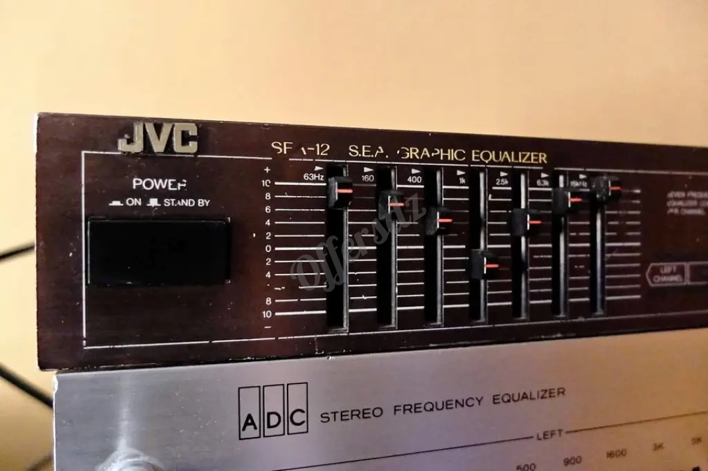 Égaliseur stéréo JVC SEA-12