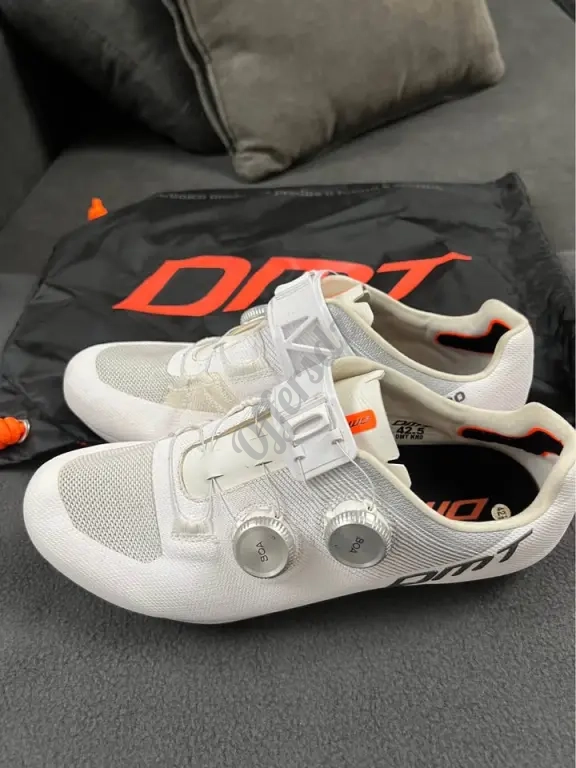 Chaussures velo DMT 2024